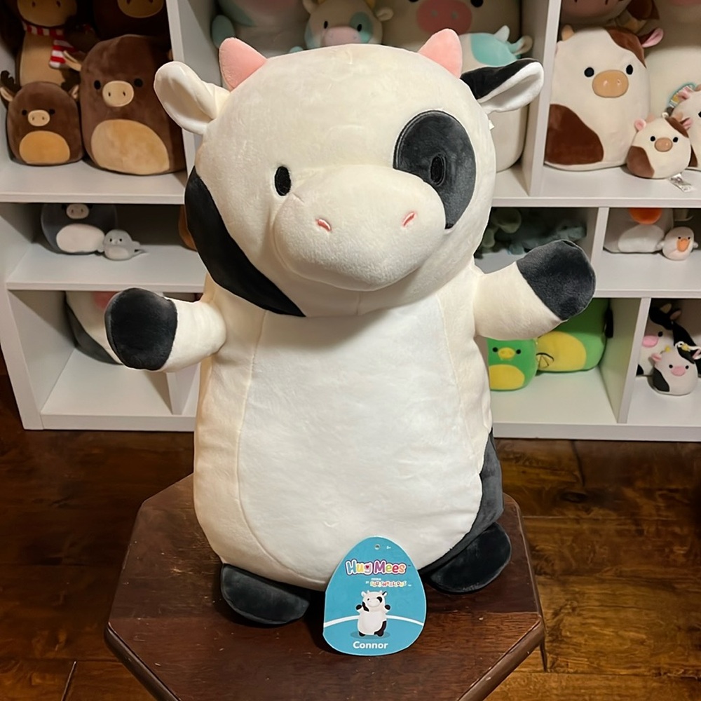 Connor the cow squishmallow hugmee! 🐄